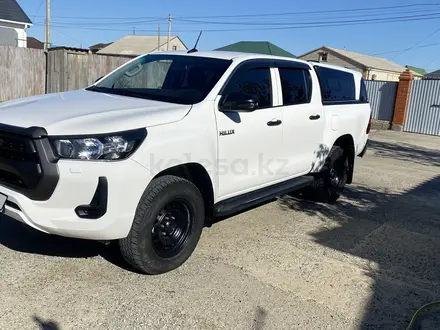 Toyota Hilux 2021 года за 22 400 000 тг. в Атырау