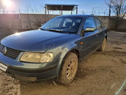 Volkswagen Passat 1997 года за 1 500 000 тг. в Уральск – фото 5