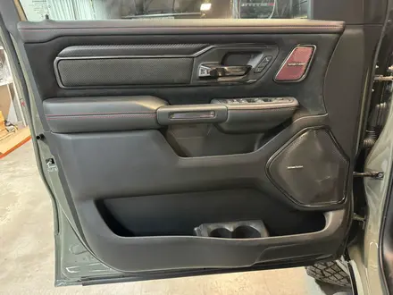 Dodge RAM 2025 года за 64 000 000 тг. в Алматы – фото 32