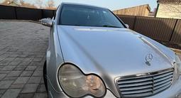 Mercedes-Benz C 200 2001 года за 3 300 000 тг. в Кокшетау – фото 4