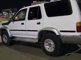 Toyota Hilux Surf 1995 годаfor3 200 000 тг. в Атырау