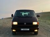 Volkswagen Caravelle 1992 года за 4 400 000 тг. в Актобе – фото 2