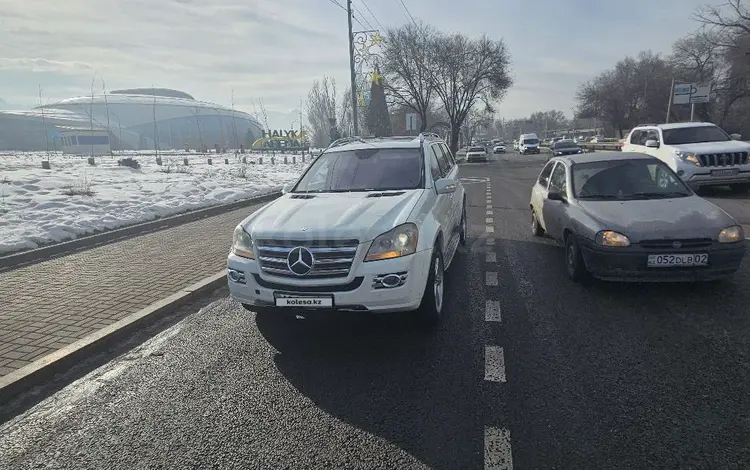 Mercedes-Benz GL 500 2008 годаfor10 000 000 тг. в Алматы