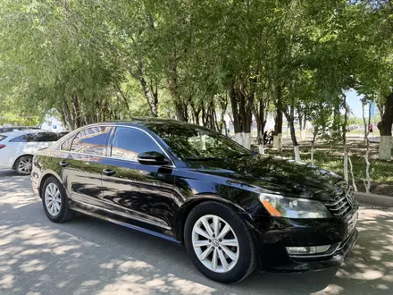 Volkswagen Passat 2013 года за 4 700 000 тг. в Атырау