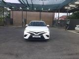 Toyota Camry 2019 года за 12 800 000 тг. в Шымкент