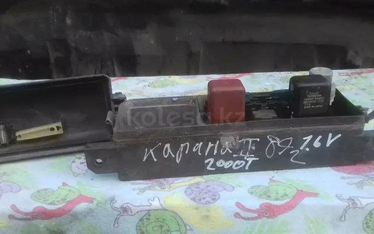 Блок предохранителя на Тайота Карина 2 за 2 000 тг. в Алматы
