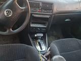 Volkswagen Golf 2001 года за 1 700 000 тг. в Алматы – фото 4