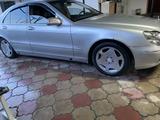 Mercedes-Benz S 430 1999 года за 3 200 000 тг. в Мерке – фото 2