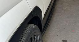 Пороги подножки Kia Hyundai за 250 000 тг. в Караганда – фото 2