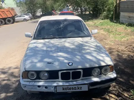 BMW 520 1991 года за 700 000 тг. в Астана – фото 4