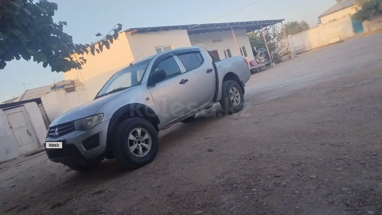 Mitsubishi L200, 2010