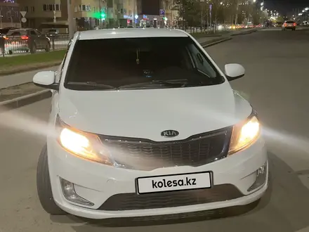 Kia Rio 2014 года за 4 500 000 тг. в Астана – фото 2