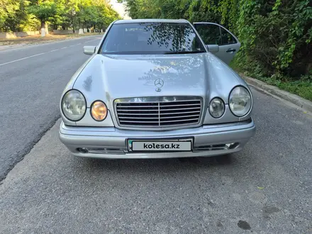 Mercedes-Benz E 280 1998 года за 5 000 000 тг. в Шымкент