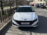 Hyundai Elantra 2023 годаүшін10 800 000 тг. в Алматы