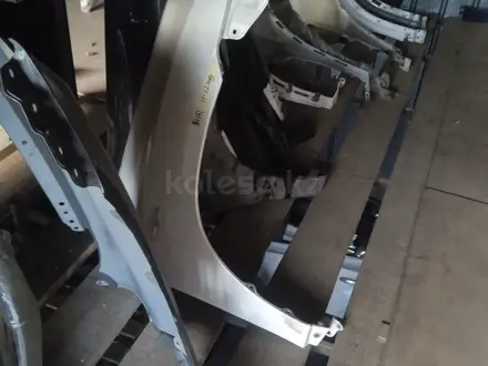 Дверь капот крылья за 50 000 тг. в Алматы – фото 3