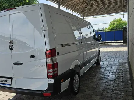 Mercedes-Benz Sprinter 2016 года за 14 200 000 тг. в Алматы – фото 2