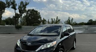 Toyota Sienna 2010 года за 11 300 000 тг. в Алматы