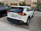 Toyota RAV4 2024 года за 15 000 000 тг. в Астана – фото 4