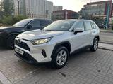 Toyota RAV4 2024 года за 15 000 000 тг. в Астана – фото 2