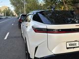 Lexus RZ 2023 года за 25 000 000 тг. в Алматы – фото 5