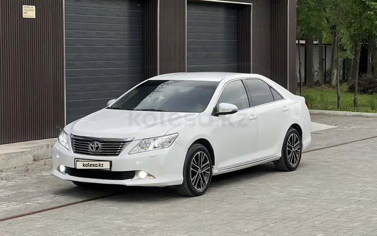 Toyota Camry 2013 года за 8 500 000 тг. в Актобе