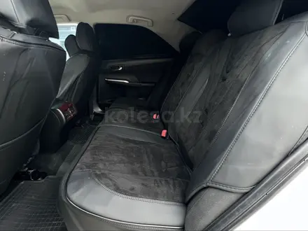 Toyota Camry 2013 года за 8 500 000 тг. в Актобе – фото 14