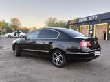 Volkswagen Passat 2006 годаүшін3 100 000 тг. в Караганда – фото 3