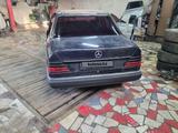 Mercedes-Benz E 200 1990 годаүшін700 000 тг. в Караганда – фото 4