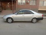 Toyota Camry 2002 года за 2 500 000 тг. в Атырау – фото 2