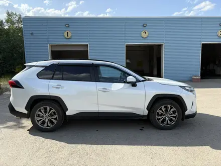 Toyota RAV4 2024 года за 14 000 000 тг. в Актобе