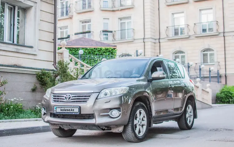 Toyota RAV4 2011 годаүшін9 500 000 тг. в Караганда