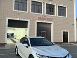 Toyota Camry 2021 годаfor15 000 000 тг. в Атырау – фото 4