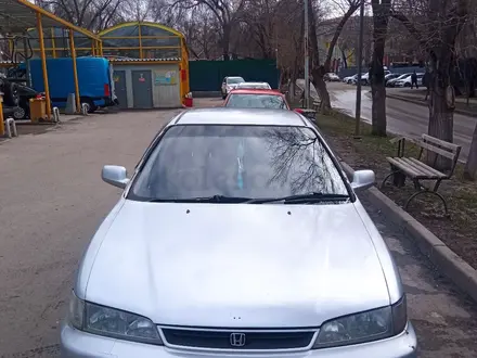 Honda Accord 1996 года за 1 600 000 тг. в Алматы – фото 2
