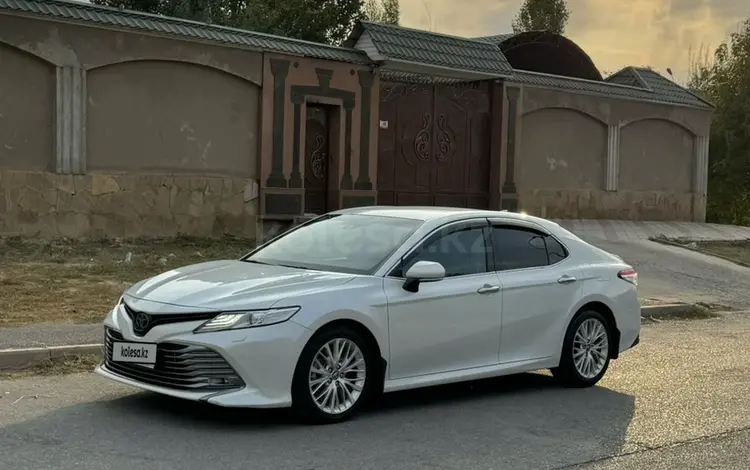 Toyota Camry 2019 годаүшін14 200 000 тг. в Шымкент