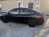 Hyundai Accent 2018 года за 5 500 000 тг. в Атырау – фото 4