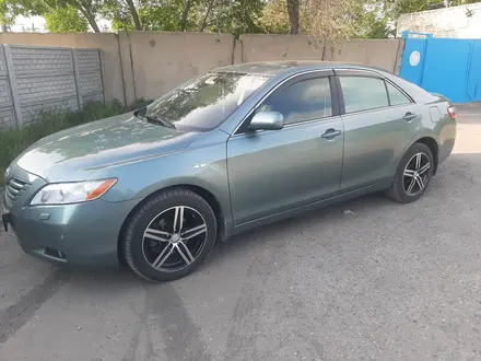 Toyota Camry 2006 года за 6 200 000 тг. в Семей