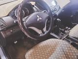 Mitsubishi L200 2014 года за 5 200 000 тг. в Усть-Каменогорск