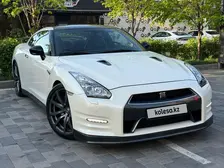 Nissan GT-R, 2011