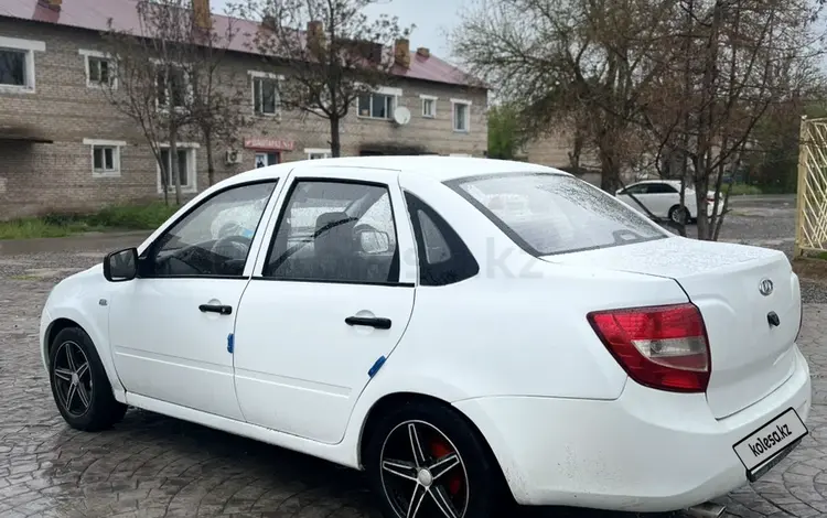 ВАЗ (Lada) Granta 2190 2012 годаүшін2 200 000 тг. в Арысь