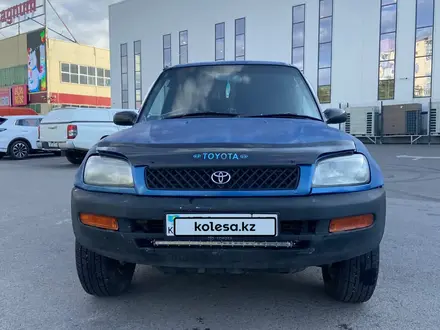 Toyota RAV4 1995 года за 2 600 000 тг. в Алматы – фото 4