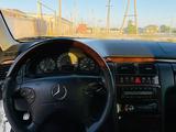 Mercedes-Benz E 320 2001 годаүшін5 300 000 тг. в Жанаозен – фото 3