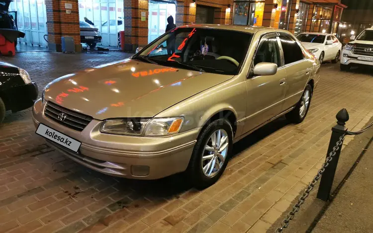 Toyota Camry 1998 годаүшін3 200 000 тг. в Алматы