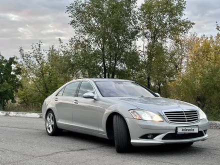 Mercedes-Benz S 350 2006 года за 8 100 000 тг. в Караганда – фото 2