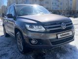 Volkswagen Tiguan 2015 года за 6 700 000 тг. в Астана – фото 5