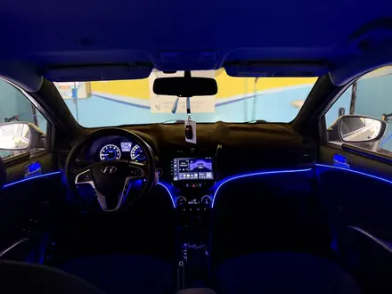 Hyundai Solaris 2014 года за 5 900 000 тг. в Астана – фото 18