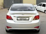 Hyundai Solaris 2014 года за 5 900 000 тг. в Астана – фото 5