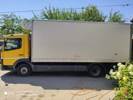 Mercedes-Benz  Atego 815 2001 года за 9 500 000 тг. в Алматы – фото 3