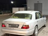 Mercedes-Benz E 280 1994 годаfor2 900 000 тг. в Алматы – фото 5