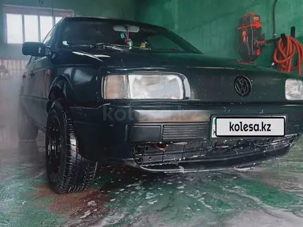 Volkswagen Passat 1992 года за 1 100 000 тг. в Акколь (Аккольский р-н) – фото 2