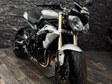 Triumph  STREET TRIPLE R 675 2014 года за 3 190 000 тг. в Алматы